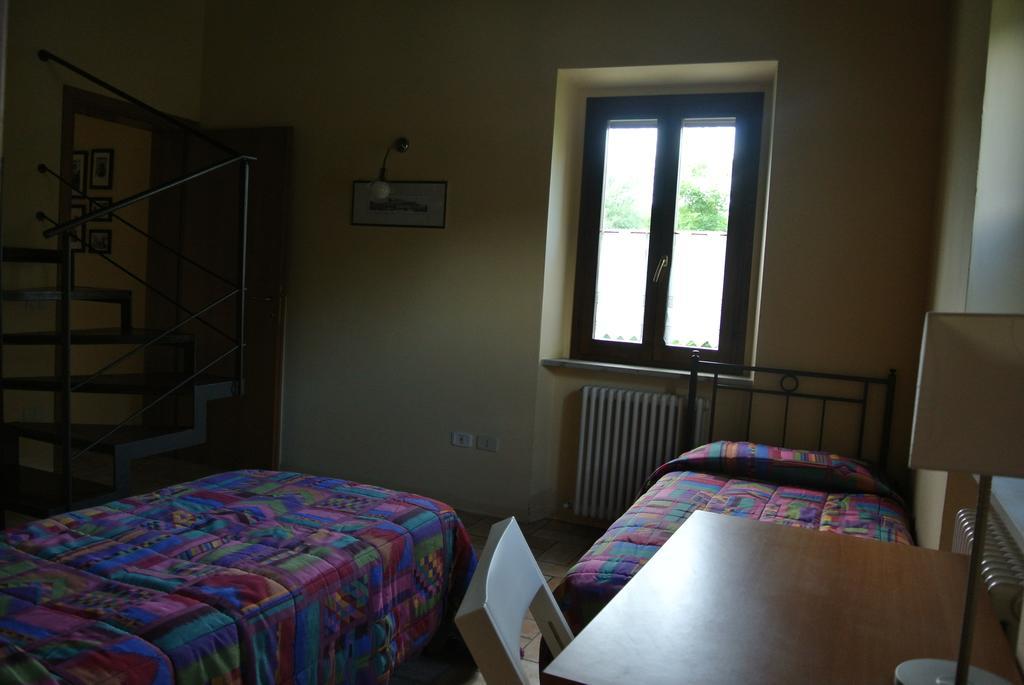 Agriturismo Valdappio Urbino Rum bild
