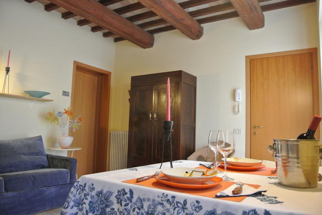 Agriturismo Valdappio Urbino Rum bild